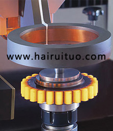 感應(yīng)淬火設(shè)備是怎樣對齒輪進行淬火的