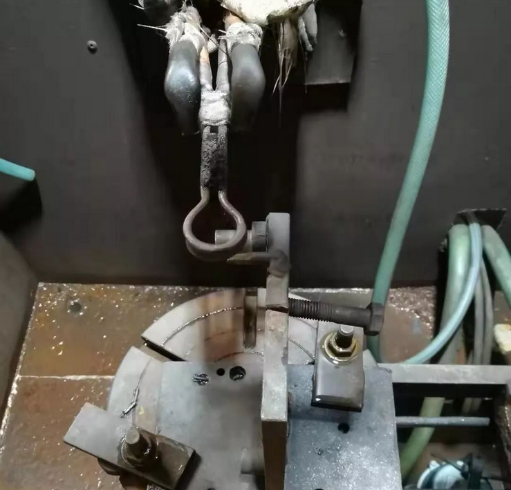 撥桿高頻淬火案例(圖3)