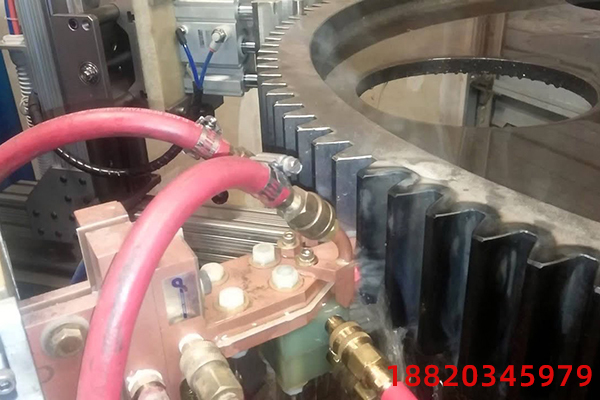 齒輪淬火介質(zhì)在使用中的變化(圖1) 齒輪淬火介質(zhì)在使用中的變化(圖1)