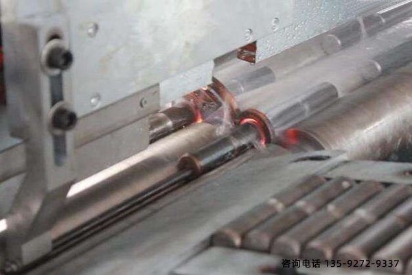 軌道淬火機床-采用雙重并聯(lián)工作的電路