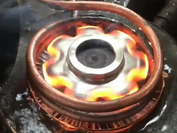 超高頻淬火機床的關(guān)鍵設(shè)備和性能是什么?有哪些應(yīng)用工藝?(圖3) 超高頻淬火機床的關(guān)鍵設(shè)備和性能是什么?有哪些應(yīng)用工藝?(圖3)