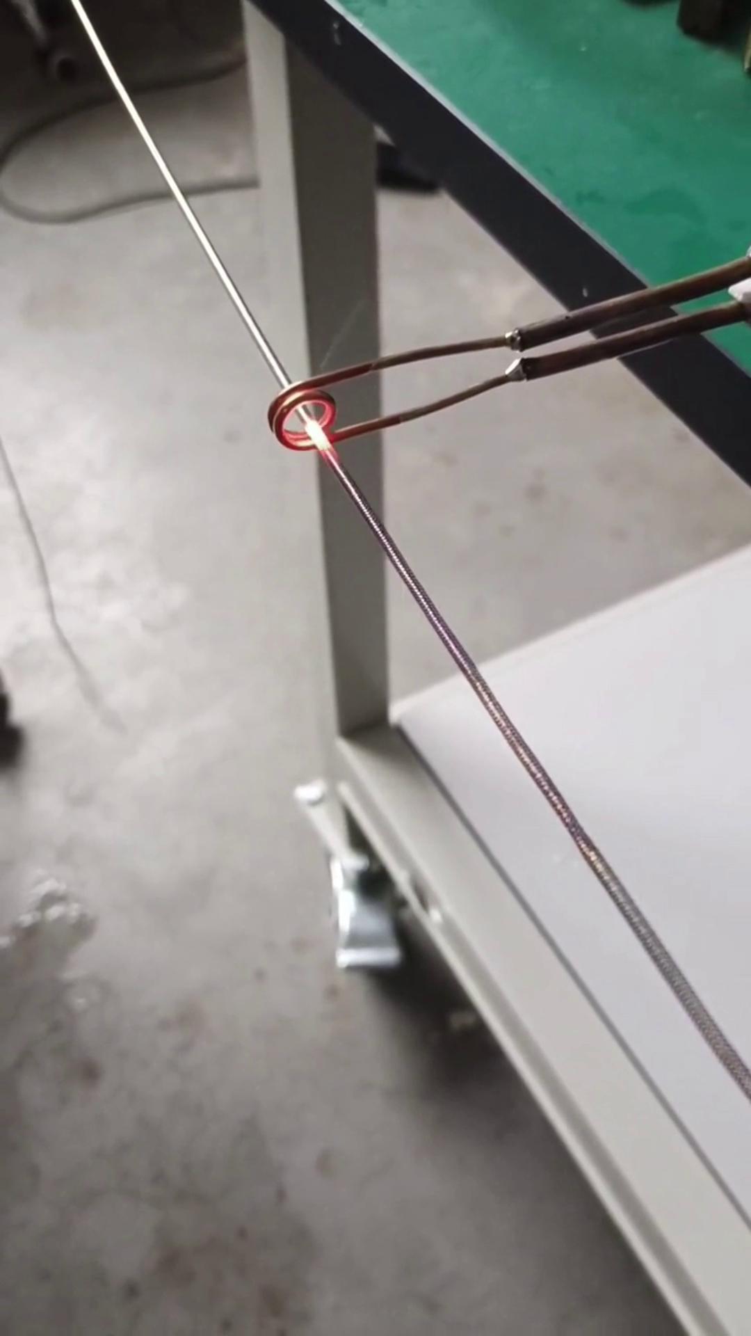 鋼絲銅線在線退火熱處理用超高頻感應(yīng)加熱設(shè)備 220V功率6KW的超高頻加熱機(jī)