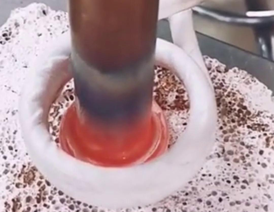 雙工位高頻感應焊接設備在不銹鋼、銅和鋁的焊接中具有顯著的應用優(yōu)勢