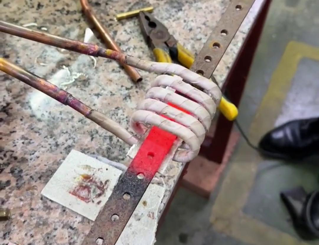 超高頻加熱機(jī)對(duì)不銹鋼條進(jìn)行退火，一秒加熱到800度，可行嗎？