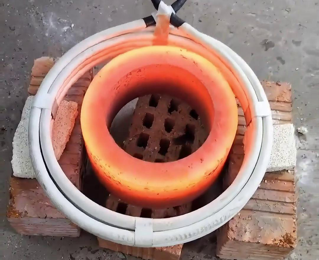 軟鏈接感應(yīng)加熱與手持式感應(yīng)加熱有什么區(qū)別？