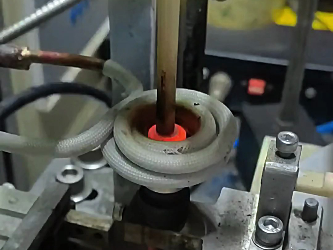 銅銀點觸點高頻自動化焊接設(shè)備：精密制造的核心解決方案