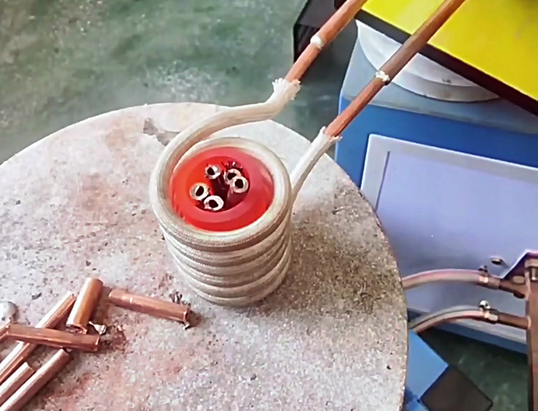 220V 小型高頻熔煉爐：小功率高溫度的貴金屬與金屬熔煉利器