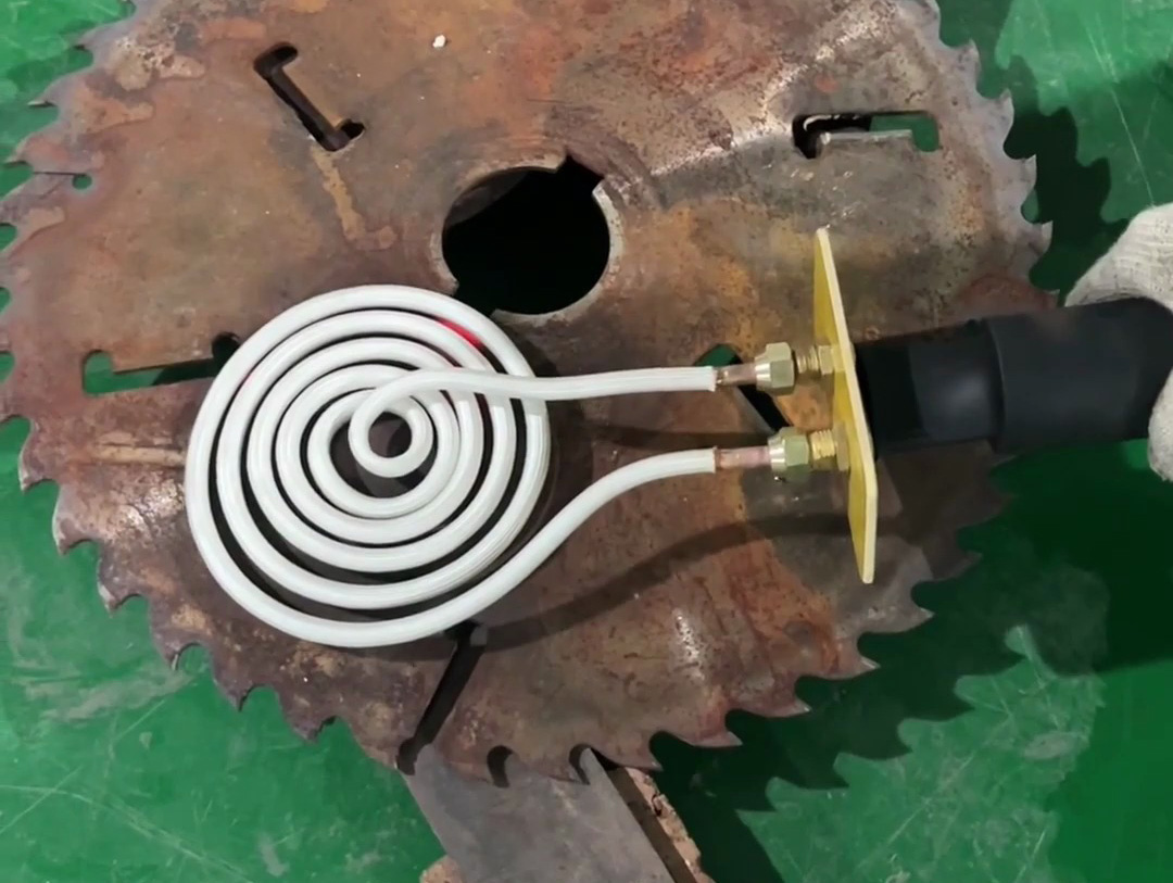 金屬表面處理新神器！海瑞拓高頻加熱機，除銹除漆除涂層全搞定(圖2)