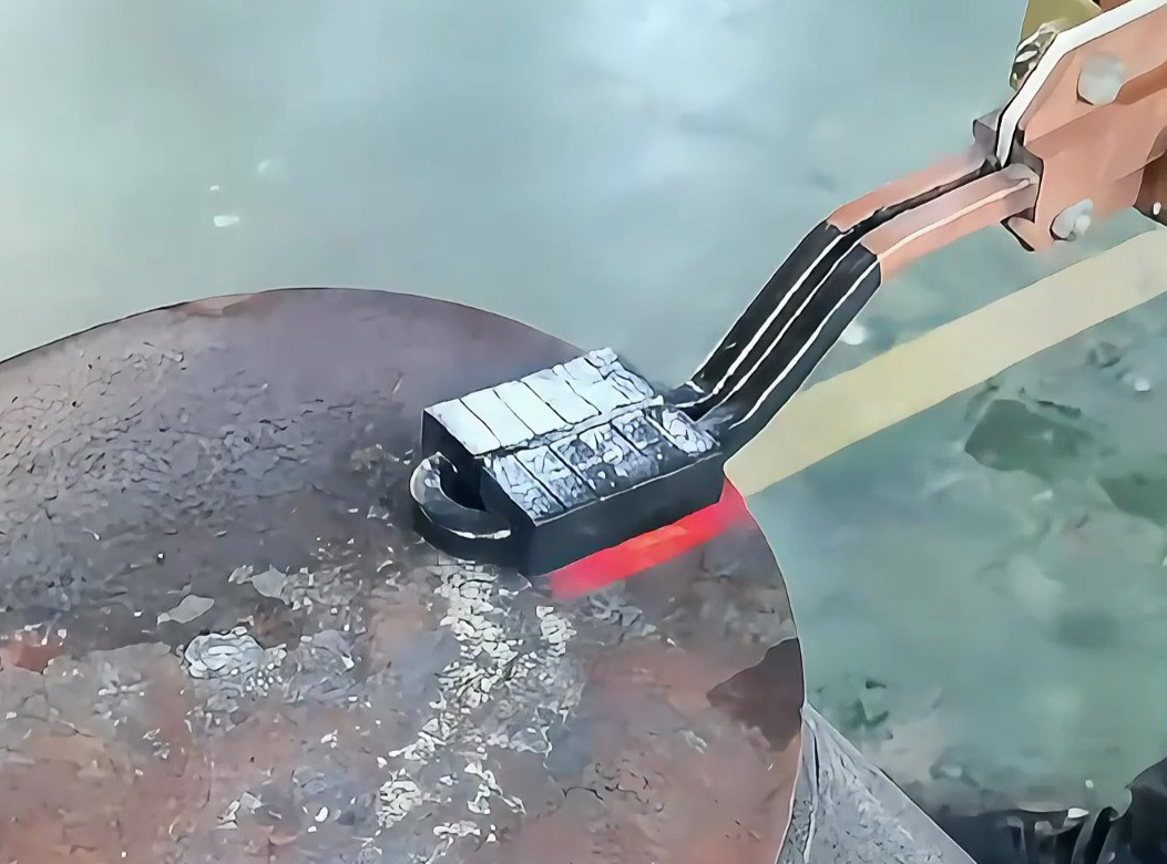 手持式高頻加熱機 搭配5m柔性線纜 讓平面加熱更便捷、更靈活