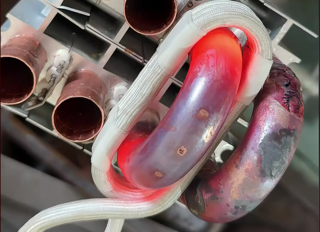 無火焊接真能行？海瑞拓高頻焊機，散熱器銅管彎頭10秒速焊