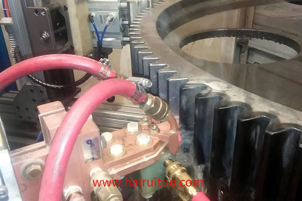 低淬透性的鋼齒輪感應(yīng)淬火的特點是什么？(圖2)