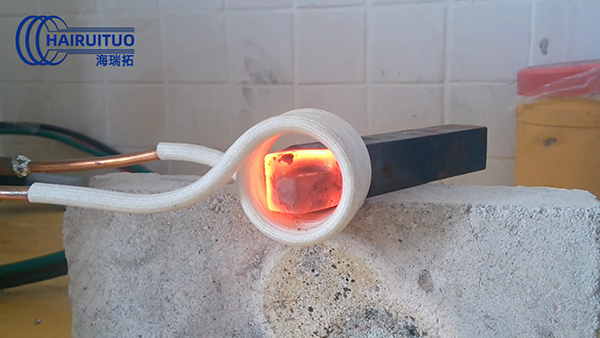 高頻感應(yīng)加熱設(shè)備車(chē)刀焊接演示視頻