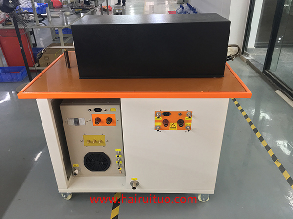 我司派技術(shù)員出差長(zhǎng)沙幫忙客戶(hù)調(diào)試鍛造加熱爐