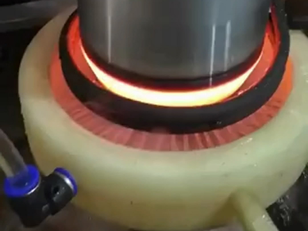 超高頻淬火設(shè)備感應(yīng)加熱對奧氏體碳分布均勻性的影響