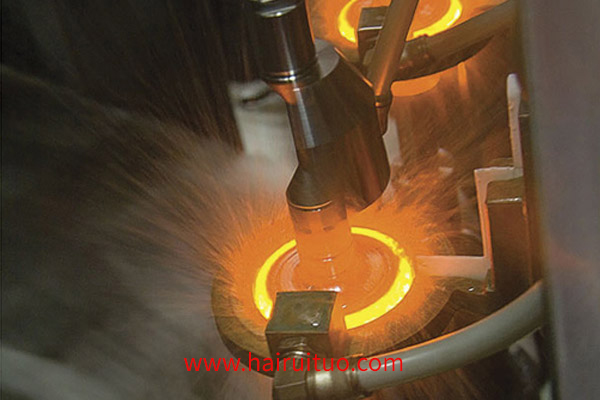 自動(dòng)化半軸淬火機(jī)床如何工作？(圖2)