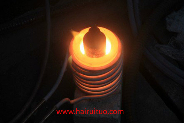 小型熔煉爐-改進(jìn)大功率變頻電源(圖1)